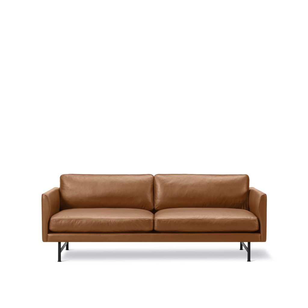 2-sits soffa – Calmo 2-sits 95 Metallunderrede – 75 Cognac