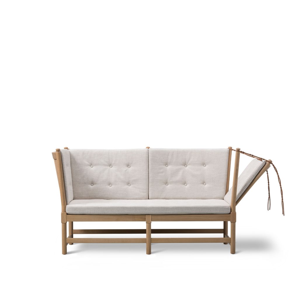 2-sits soffa – The Spoke-Rygg 2-sits, Såpad ek, 10 Ruskin – Beige