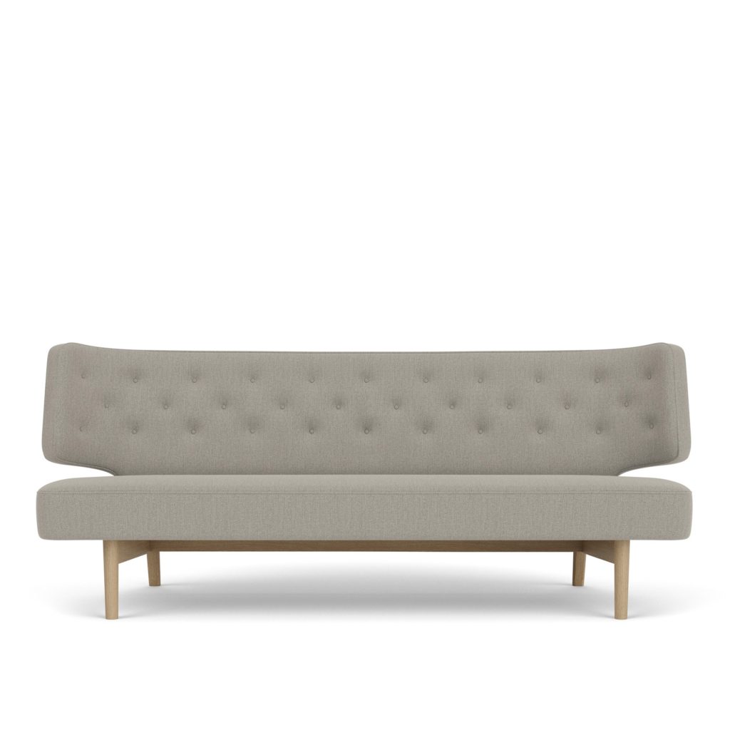 Soffa – Radiohus P2 Natur Ek / Re-wool 0218 – Beige