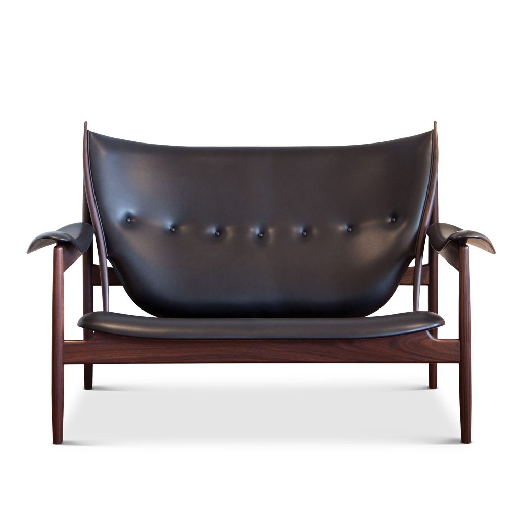 Soffa – Chieftain soffa, Valnöt, Nevada NV0500S Svart – Träfärgad